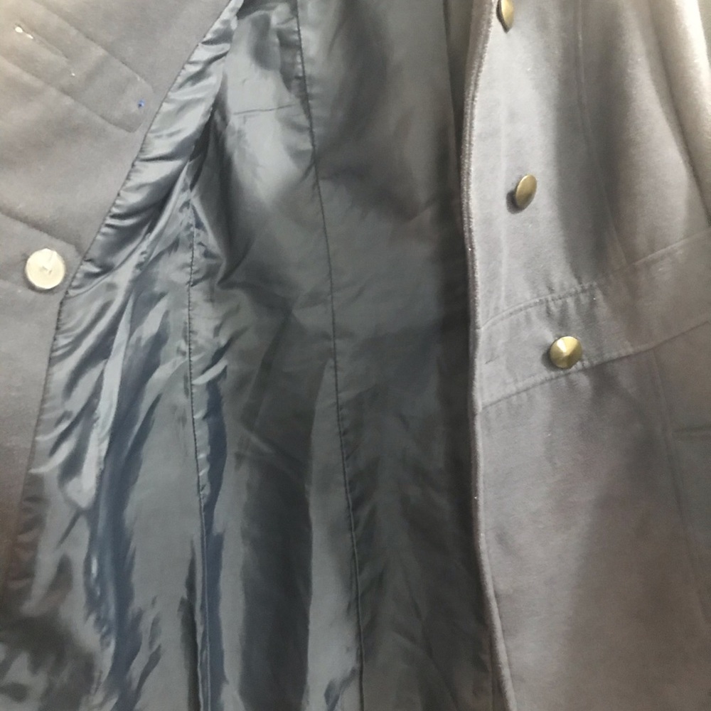 Coat - Picture 4 of 4